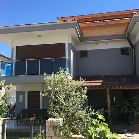 Nalya Konak Havuzlu Villa Cesme